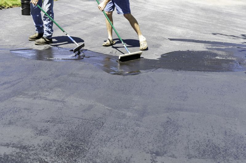Asphalt Sealcoating Service