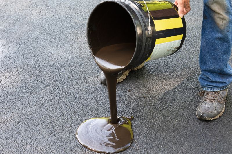 Blacktop Sealing in Denver, CO